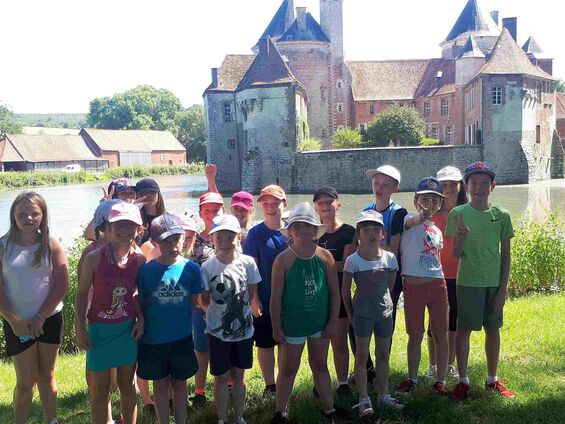 Lundi 2 juillet 2018, Sortie du RPI au château d'Olhain