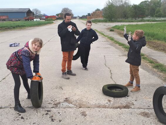 Jeudi 25 avril 2019, Dans le cadre du CLEA, nos élèves du R.P.I rencontrent Stéphane Billot à Haynecourt