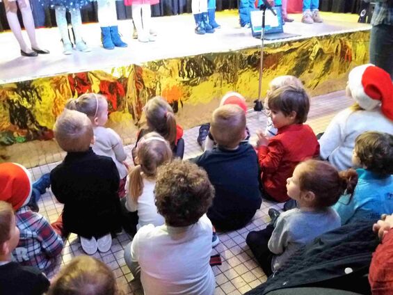 Mardi 19 décembre 2017, Noël avec les élèves du R.P.I