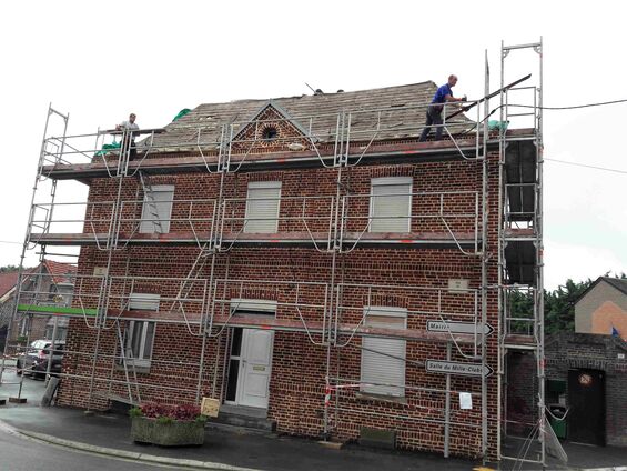 Travaux sur la maison au 1 rue de Bourlon à Haynecourt en 2016