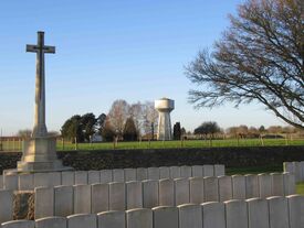 Croix du cimetière anglais