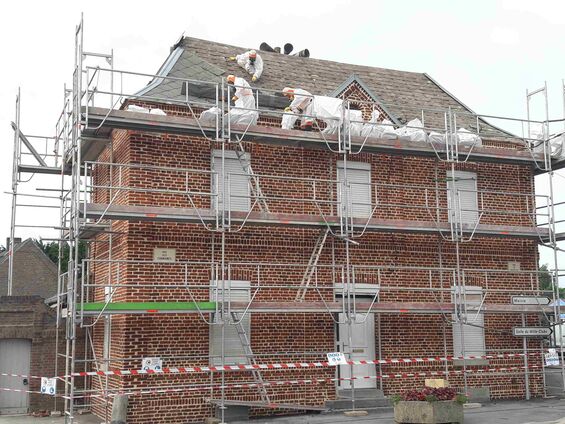 Travaux sur la maison au 1 rue de Bourlon à Haynecourt en 2016