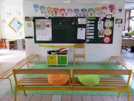 Espace de travail collectif dans l'école maternelle d'Haynecourt