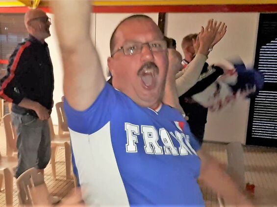 Mardi 10 juillet 2018, Retransmission du match France-Belgique durant la coupe du monde de football à Haynecourt