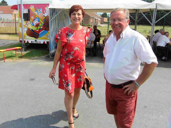 Dimanche 8 juillet 2018, Ducasse à Haynecourt ... Anne-Sophie Boisseaux, Conseillère départementale et régionale ainsi qu'assistante parlementaire auprès de Guy Bricout