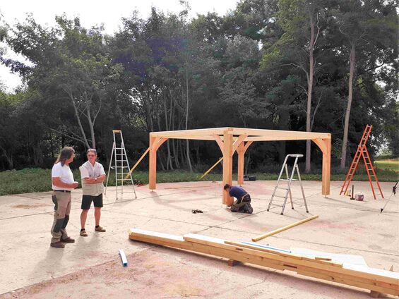 Vendredi 30 juin 2017, Montage du kiosque