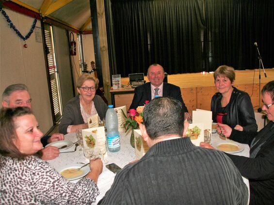 Dimanche 9 décembre 2018, Repas des aînés à Haynecourt