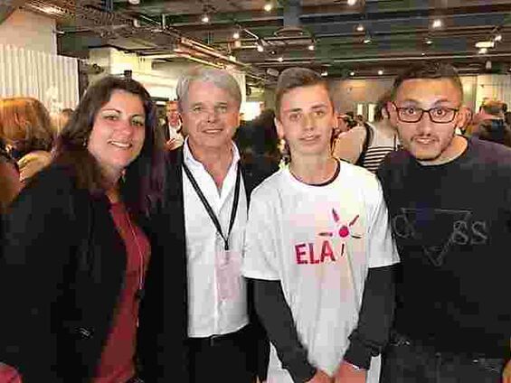 Mercredi 7 juin 2017, Alex Brabant reçoit le Prix Ambassadeur ELA à la Cité des Sciences et de l’industrie à Paris