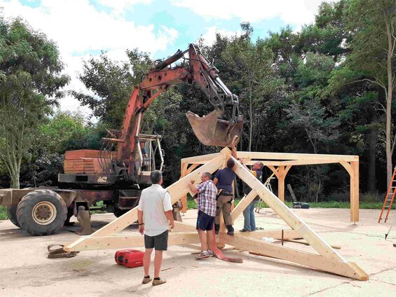 Vendredi 30 juin 2017, Montage du kiosque