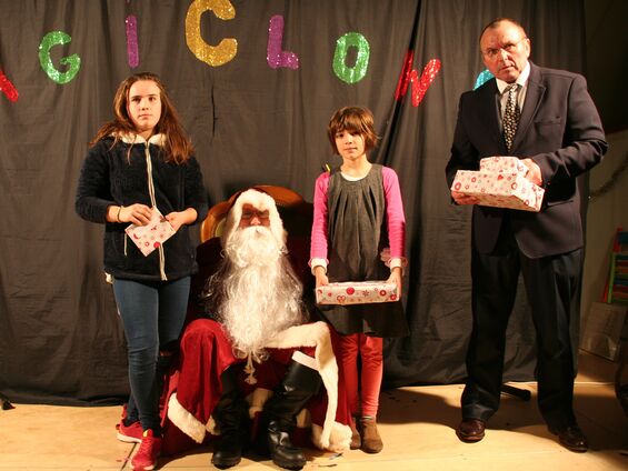 Spectacle de Noël, lundi 21 décembre 2015