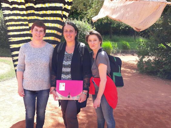 Nos trois accompagnatrices ...