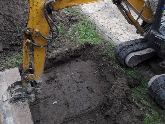 Travaux dans la cour de l'école, Juillet 2016