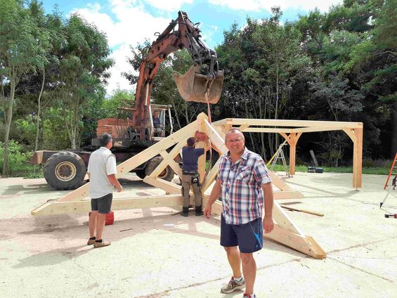 Vendredi 30 juin 2017, Montage du kiosque