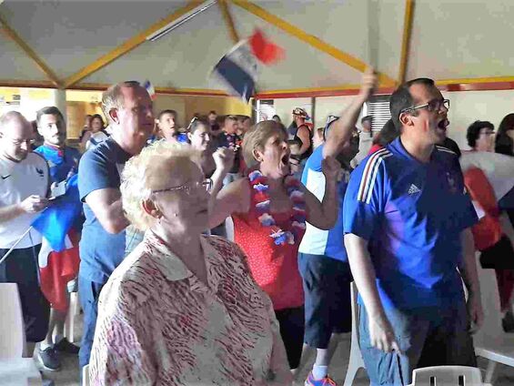 Dimanche 15 juillet 2018, Retransmission de la finale France-Croatie durant la coupe du monde de football à Haynecourt
