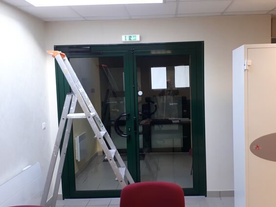 Travaux dans le secrétariat de mairie d'Haynecourt en octobre 2019