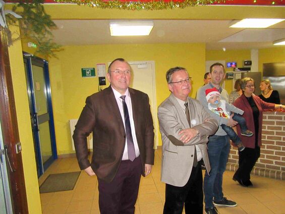 Mercredi 21 décembre 2016, l'arbre de Noël à Haynecourt