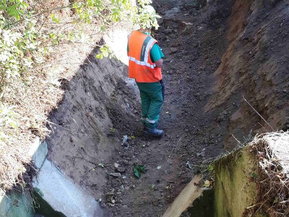 Travaux de busage du fossé de la plaque tournante en septembre 2018 à Haynecourt