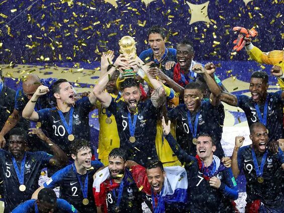 La France est championne du monde ... 20 ans après, une deuxième étoile ! ... Vive le Bleus !
