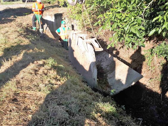 Travaux de busage du fossé de la plaque tournante en septembre 2018 à Haynecourt