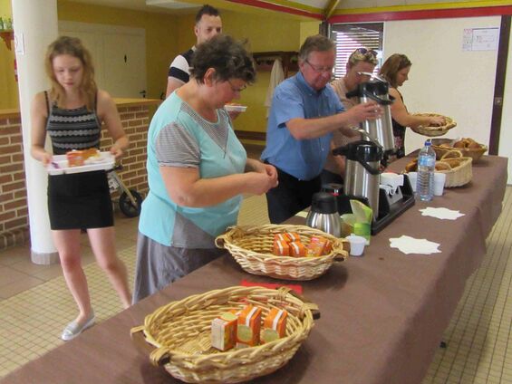 Dimanche 27 mai 2018, Petit déjeuner communal à Haynecourt