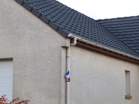 Samedi 10 et dimanche 11 novembre 2018, Un drapeau sur chaque maison à Haynecourt