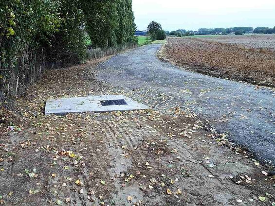 Travaux de busage du fossé de la plaque tournante en septembre 2018 à Haynecourt