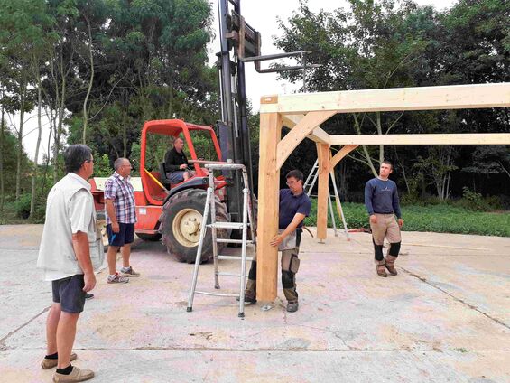 Vendredi 30 juin 2017, Montage du kiosque