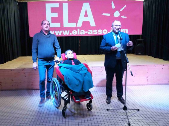 Vendredi 19 octobre 2018, Remise officielle du chèque pour Julien