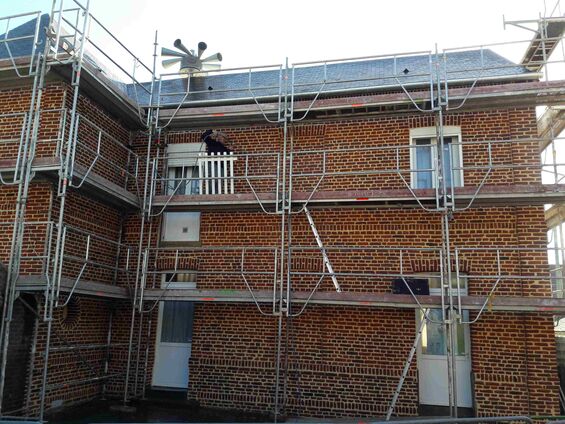 Travaux sur la maison au 1 rue de Bourlon à Haynecourt en 2016