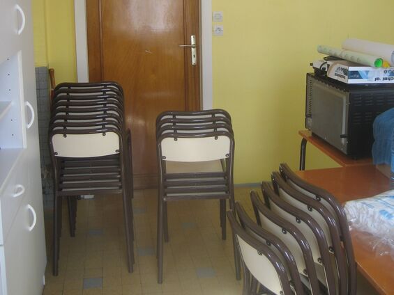 Travaux d'embellissement de la cantine scolaire d'Haynecourt en août 2015
