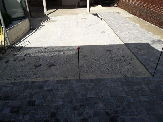 Travaux dans la cour de l'école, Juillet 2016
