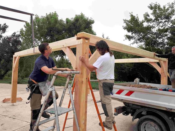 Vendredi 30 juin 2017, Montage du kiosque