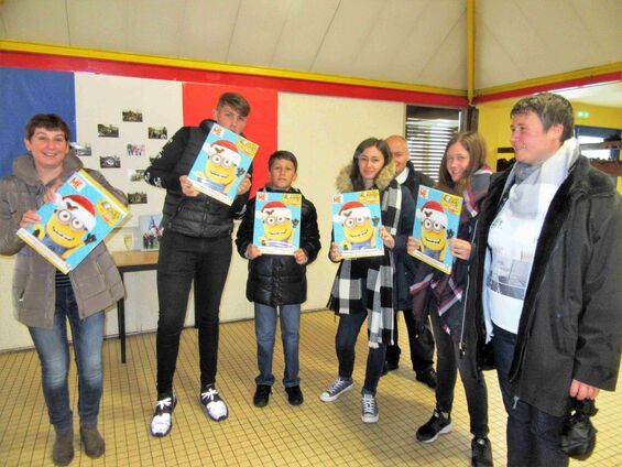 Samedi 11 novembre 2017, les enfants repartent avec leur calendrier de l'avant