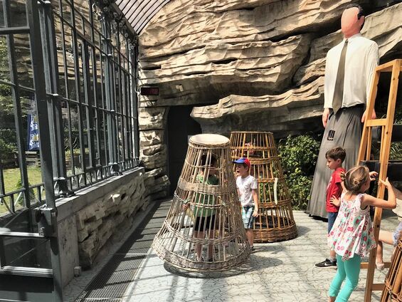 Mardi 25 juin 2019, Les élèves du RPI visitent la maison des géants à Ath
