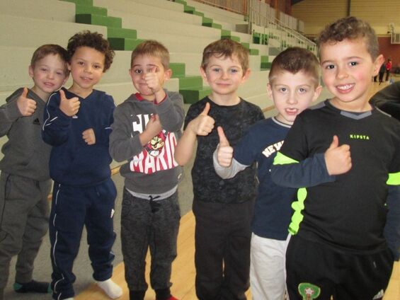 Jeudi 7 février 2019, Les élèves de maternelle d'Haynecourt à Féchain ... Vive le sport avec l'USEP !