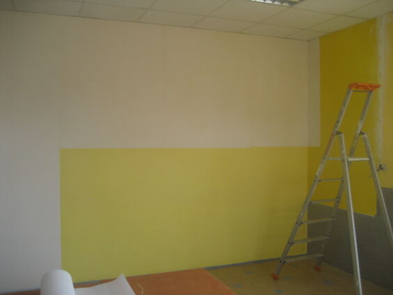 Travaux d'embellissement de la cantine scolaire d'Haynecourt en août 2015
