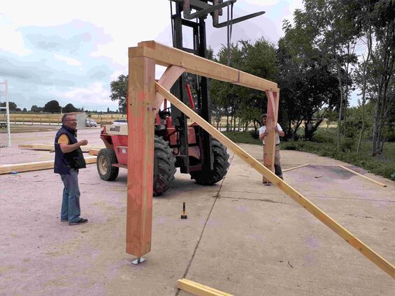 Vendredi 30 juin 2017, Montage du kiosque