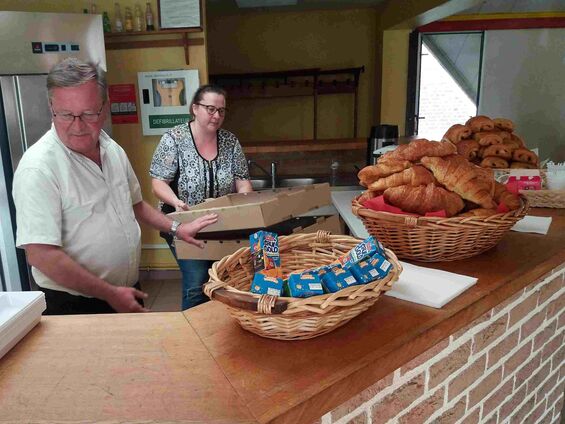 Dimanche 28 mai 2017, Petit-déjeuner communal