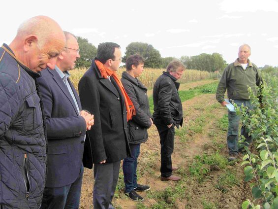 Mercredi 4 octobre 2017," Plantons le décor" à Haynecourt