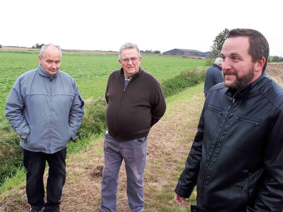 Travaux de busage du fossé de la plaque tournante en septembre 2018 à Haynecourt