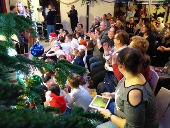 Mardi 19 décembre 2017, Noël avec les élèves du R.P.I