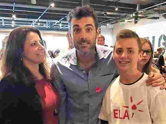 Mercredi 7 juin 2017, Alex Brabant reçoit le Prix Ambassadeur ELA à la Cité des Sciences et de l’industrie à Paris