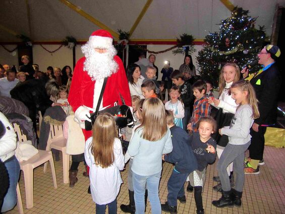 Mercredi 21 décembre 2016, l'arbre de Noël à Haynecourt